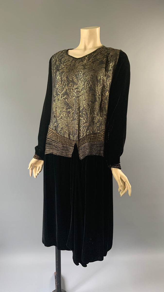 1920s vintage black velvet and gold lamé asymmetric evening dress – After Number Nine 1920s vintage black velvet and gold lamé asymmetric evening dress – After Number Nine