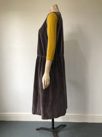 Vintage mole coloured cotton velvet drop waisted 1920s sleeveless day dress