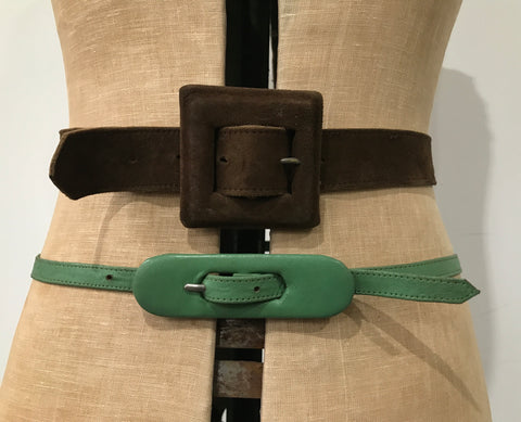 lot of two 1930s / 1940s belts in leather and suede - M/L
