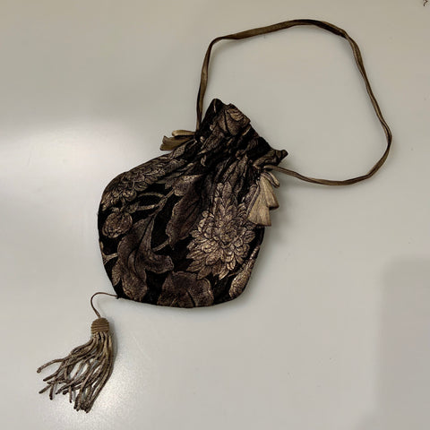 1920s gold and black lamé vintage evening pouch or bag with bullion tassel