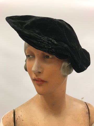 antique teens soft black velvet beret style hat with ruched detail